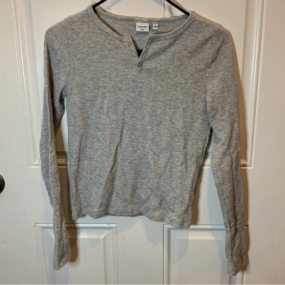 Aritzia Sunday Best Baby Waffle Rory Henley Long Sleeve Button Crewneck $35.00 - Picture 9 of 14